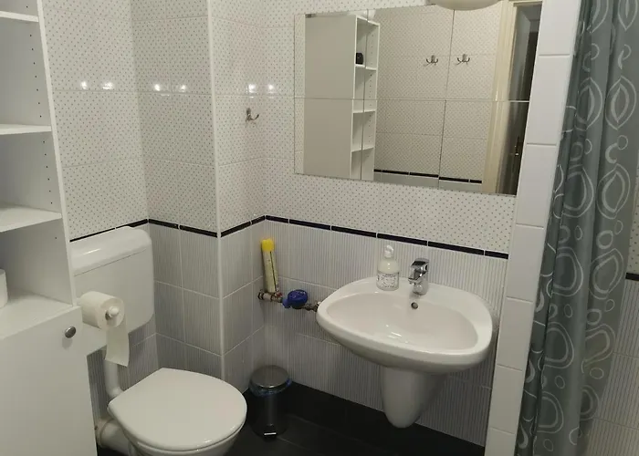 Апартаменты Zoli Apartmanok-balcony Koelcsey 32