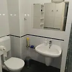 Apartament Zoli Apartmanok-balcony Koelcsey 32