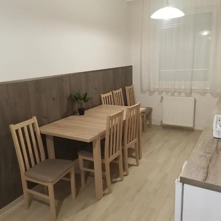 Apartment Zoli Apartmanok-balcony Koelcsey 32 Hajduszoboszlo