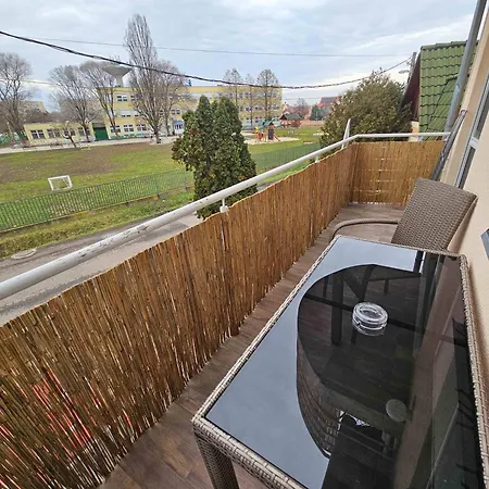 Apartmán Zoli Apartmanok-balcony Koelcsey 32